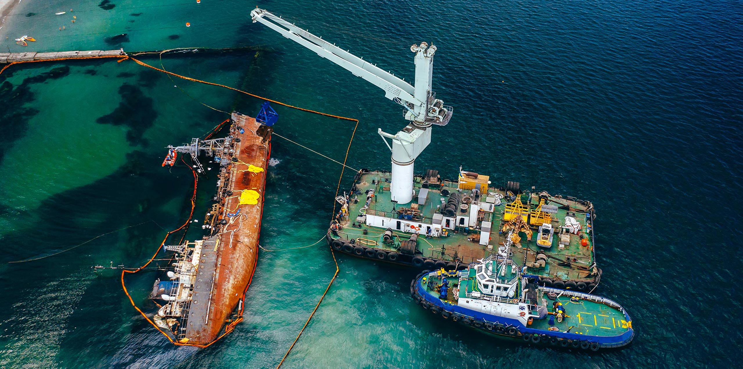 Use Case: Rescue of people and collection of pollution on sea in international waters (Norway-Netherlands-Denmark).